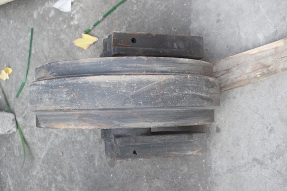 Części podwozia R210-7 Excavator Idler 12 miesięcy gwarancji