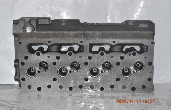 Części silnika koparki do głowicy cylindrów  E950B 3304 1N4304